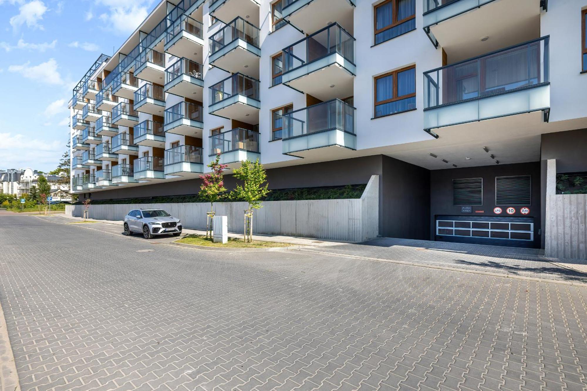 Sun & Beach Apartments Bel Mare With Parking By Noclegi Renters Miedzyzdroje Eksteriør bilde